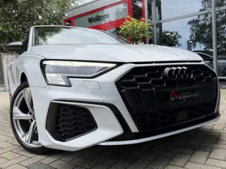 Audi A3 Sportback 45 TFSI-e COMPETITION *!* MATRIX/ CARBON PAKKET/ CAMERA/ RADAR *!*