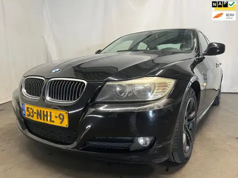 BMW 3-serie 316i Business Line - Motor Tikt - Schade
