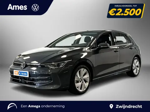 Volkswagen Golf 1.5 150pk eTSI Life Edition Navigatie 'Discover' | ergoActive bestuurdersstoel | Dod