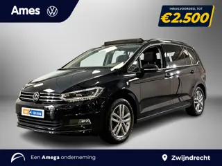Volkswagen Touran 1.5 TSI 150pk Highline 7p Panoramaschuif-kanteldak | 17inch |  Voorstoelen verwarm