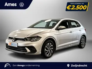 Volkswagen Polo 1.0 95pk TSI Life Edition Voorstoelen verwarmd | Parkeersensoren voor & achter | Ach