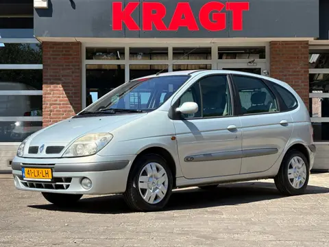 Renault Scénic Expression 1.6 107 pk -