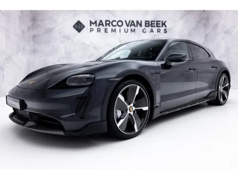 Porsche Taycan Cross Turismo Turbo 93 kWh | Pano | Stoelventilatie | InnoDrive | Massage | Carbon