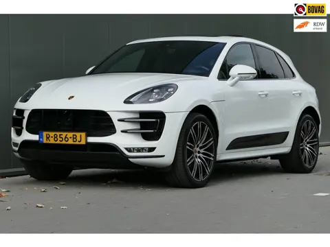 Porsche Macan 3.6 Turbo Performance Package Luchtvering Pano Bose ACC Lane
