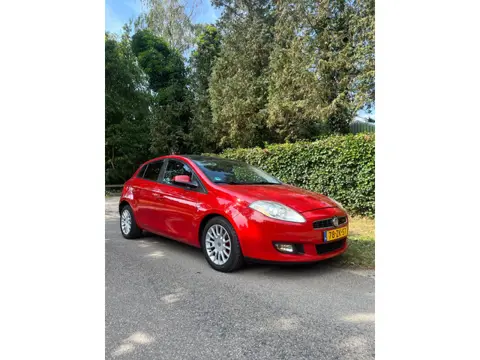Fiat Bravo 1.4 T-Jet Dynamic * Airco / 88Kw *