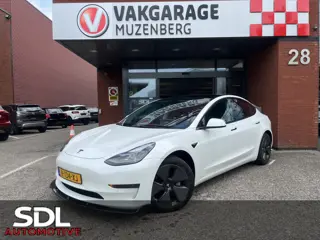 Tesla Model 3 Standard RWD Plus 60 kWh PANODAK // NAVI // ADAPTIVE CRUISE // CLIMA // AUTOPILOT // C