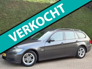 BMW 3-serie Touring 318i RIJDSUPER/NLAUTO/LEER/NAVI/PDC/APK