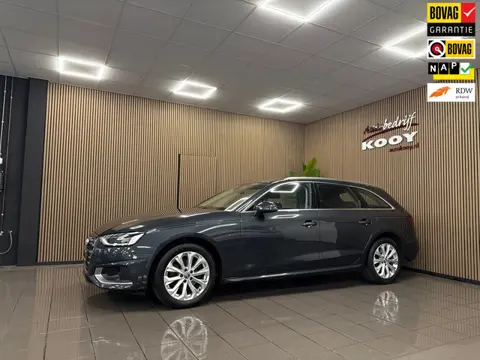 Audi A4 Avant 35 TFSI Launch edition Business * Automaat / Virtual cockpit / Carplay / LED / NL Auto