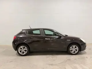Alfa Romeo Giulietta 1.4 T Business Executive Airco Navi Cruise