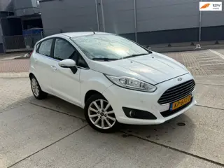 Ford Fiesta 1.0 EcoBoost Titanium Clima NAVI NEW APK