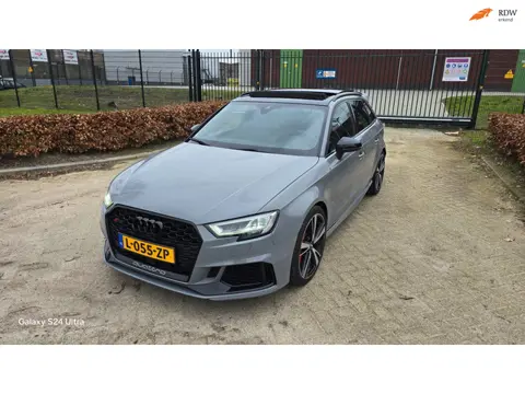 Audi RS3 Sportback 2.5 TFSI RS SEATS PANO B&O NARDO GREY ACC DCC VOL!