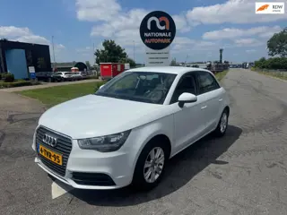 Audi A1 Sportback 2014 * 1.4 TFSI CoD 109g. Attraction * AUTOMAAT * EXPORT & HANDEL