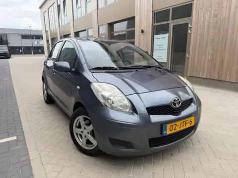 Toyota Yaris 1.3 VVTi 5D Aspiration Airco Facelift Dealer onderhouden!