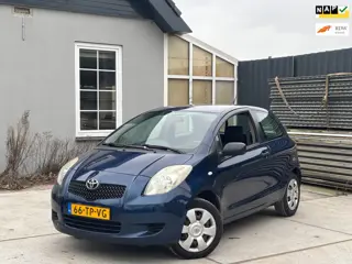 Toyota Yaris 1.3 VVTi Terra | Nieuwe APK | El. Ramen | NAP | Rijdt en schakelt goed!