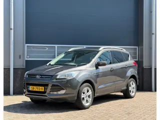 Ford Kuga 1.5 Titanium Plus 4WD bj.2015 Autom|Pano|Navi|Trehaak.