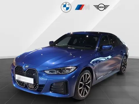 BMW i4 eDrive35 70 kWh M-SPORT ** LED, DR. ASS+, TREKH, H&K SOUND, 19-inch LMV ** 1e EIG - UNFALLFRE