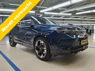 Opel Grandland 1.6 Turbo Plug-in-Hybrid GS met Panoramadak, 20 inch, Navi/360-Camera, Winterpakket