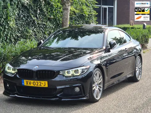 BMW 4-serie Coupé 420i M Sport High Executive Schuifdak H&K Apple CarPlay Virtual dash NAP M Remmeri