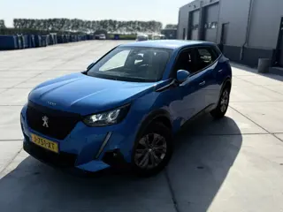Peugeot 2008 1.2 PureTech 100 Active LEDER St verwarming