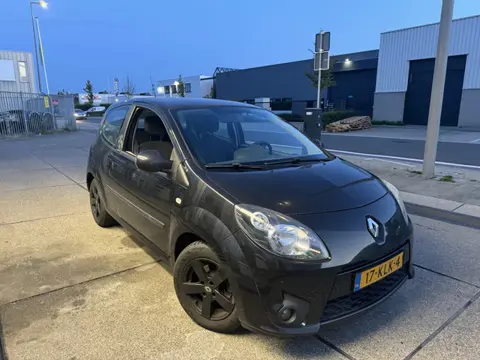 Renault Twingo 1.2-16V Night & Day Airco Lage Km (bj 2010)