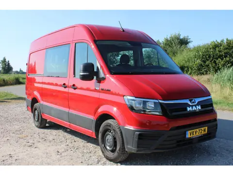 MAN TGE 30 2.0 Standaard Normaal 5-zitter met trekhaak nieuwe APK bij aflevering
