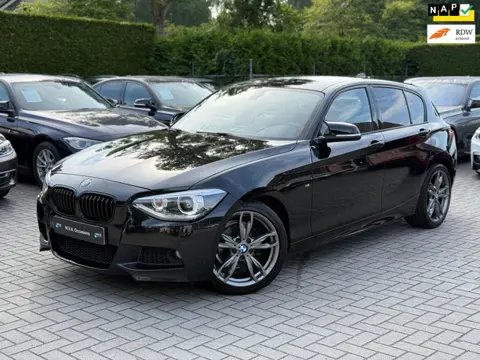 BMW 1-serie 114i EDE Executive M Sport|Nieuwe Ketting + Klepseals|Navigatie|Dealer onderhouden|18 in