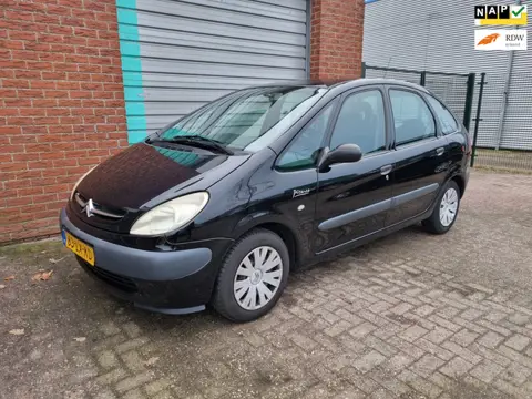 Citroen Xsara Picasso 1.8i-16V Différence Clima Bj:2003 NAP!