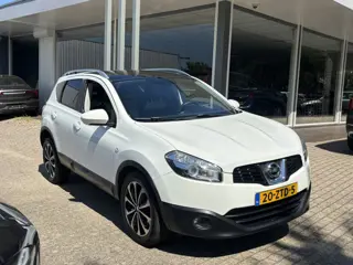Nissan QASHQAI 1.6 Connect Edition Panorama PDC Camera