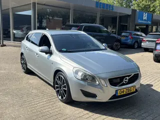 Volvo V60 2.0 T5 Ocean Race Driver Support Xenon Stoelverwarming