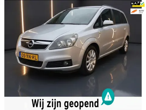 Opel Zafira 1.6 Temptation-7 persoons-airco-distrriemriem vervangen-elek ramen-