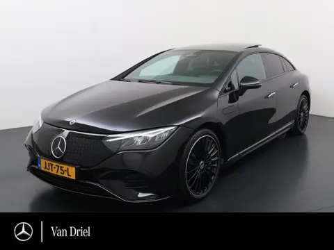 Mercedes-Benz EQE 300 AMG Line 90 kWh | Luchtvering Pano Memory