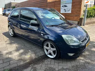 Ford Fiesta 1.4-16V Ambiente wolfburg zeer nette auto