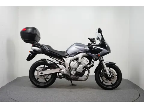 Yamaha FZ6 FAZER (bj 2006)