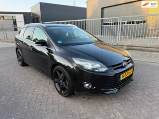 Ford Focus Wagon 1.6 EcoBoost Titanium **NWE APK** ZEER NETJES!