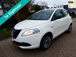 Lancia Ypsilon 0.9 TwinAir Elefantino Plus 80pk 1e eig. Automaat Airco 81.000km