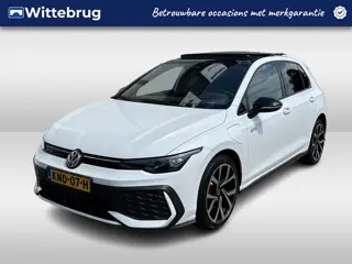 Volkswagen Golf 1.5 eHybrid GTE / FABRIEKSGARANTIE TM 9-2030/ 272 PK/ PANO/ BLACK STYLE/ ZWENKBARE T