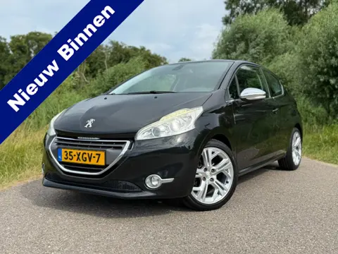 Peugeot 208 1.6 VTi Allure / Orginele NL Auto / Airco / Navigatie / Half Leder / LMV / NAP