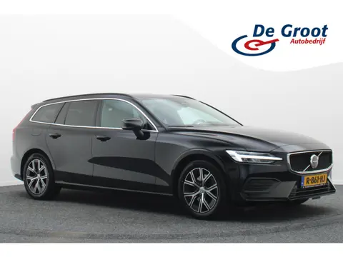 Volvo V60 2.0 B4 Core Climate Pack, ACC, Camera, Apple Carplay, Keyless, Trekhaak