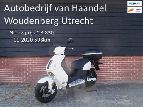 E-Max Bromscooter V120LD+ 11-2020 593km grote actieradius