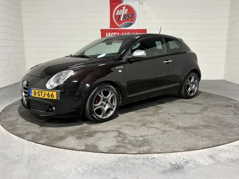 Alfa Romeo MiTo 0.9 TwinAir Distinctive, Clima, Cruise, Volleder, 17 inch, Boekjes, 2e eigenaar, Blu