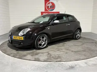 Alfa Romeo MiTo 0.9 TwinAir Distinctive, Clima, Cruise, Volleder, 17 inch, Boekjes, 2e eigenaar, Blu