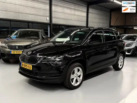 Skoda Karoq 1.5 TSI ACT DSG Business Edition Led l CarPlay l ACC