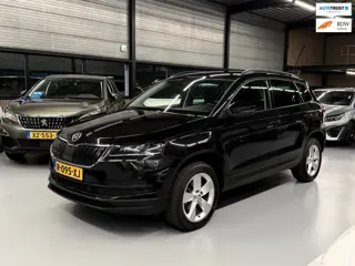 Skoda Karoq 1.5 TSI ACT DSG Business Edition Led l CarPlay l ACC