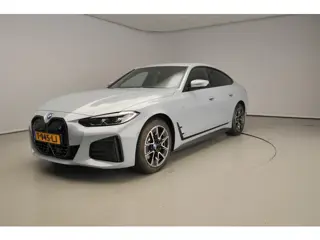 BMW i4 Gran Coupe eDrive40 | M-Sportpakket |LED | Leder | Navigatie | Sportstoelen | Stoelverwarming