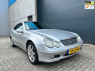 Mercedes-Benz C-klasse Sportcoupé 200 K. PANO NAVI APK