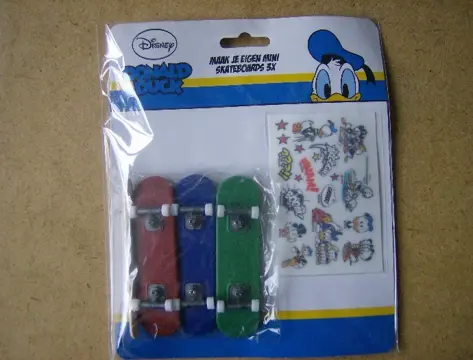 Donald duck finger skates adv4345