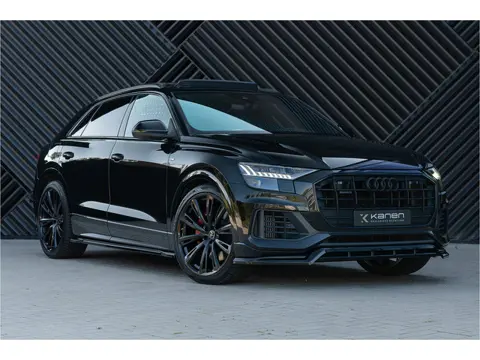 Audi Q8 55 TFSI e quattro ACC Pano Matrix Stoelvent B&O RS-Stoelen Softcl. Keyless Trekhaak