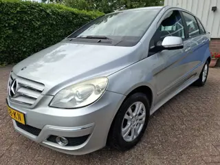 Mercedes-Benz B-Klasse 180 BlueEFFICIENCY AIRCO/STOELVERWARMING 116PK