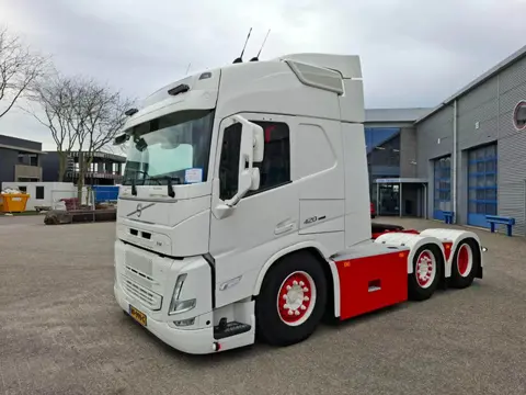 Volvo FM5-420 / VEB+ / 6X2 / ONLY:335611 KM / NAVI / LEATHER / FRIDGE / ACC / LWDS / SMART TACHO / T