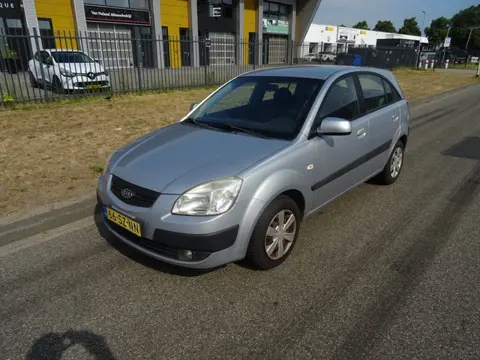 Kia Rio 1.4 X-tra